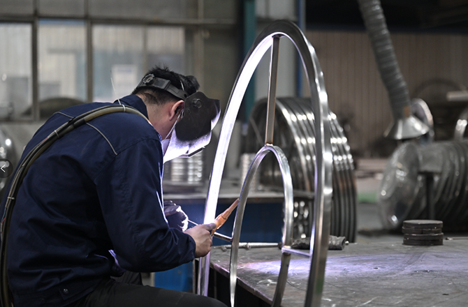 【 大河財(cái)立方】高服股份：科技創(chuàng)新促量變到質(zhì)變，不斷夯實(shí)精細(xì)篩分領(lǐng)域“護(hù)城河”