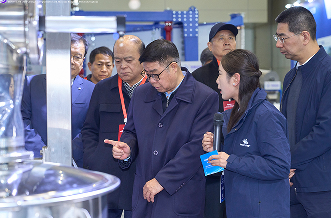 高服以“智能篩分系統(tǒng)+防爆解決方案”雙引擎驅(qū)動制造業(yè)升級，獲工信部領(lǐng)導(dǎo)現(xiàn)場點贊